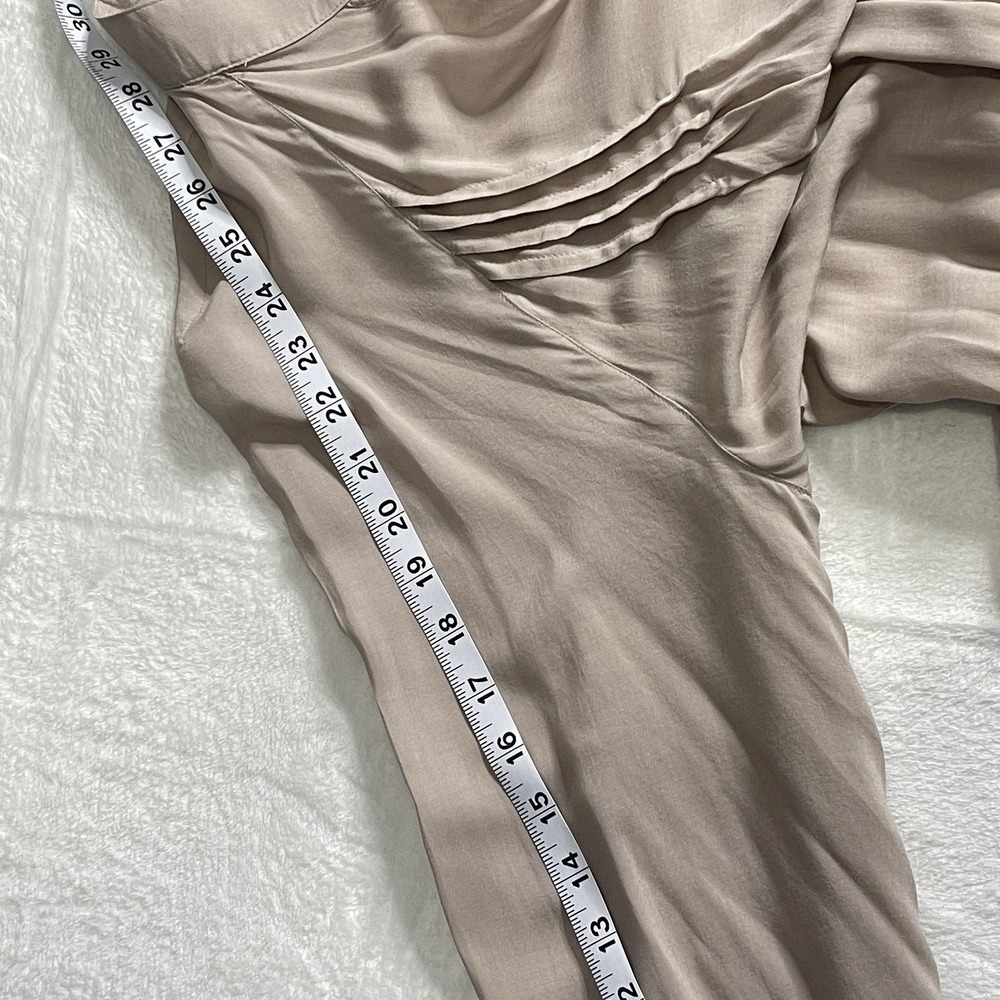 Spense Beige Large Top Front Pockets Button Sleeve Pleated Airy NWT 100% Viscose - Picture 11 of 12